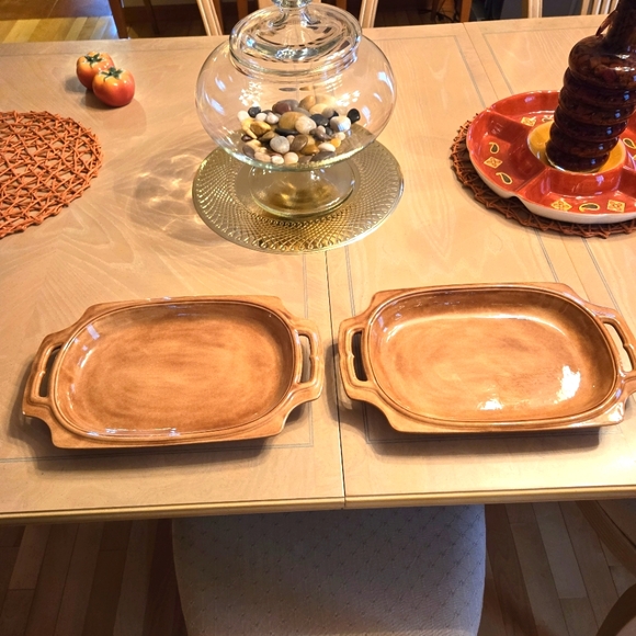 Pair of Handcrafted Brown Ceramic Serving Trays, Holiday - Picture 1 of 8